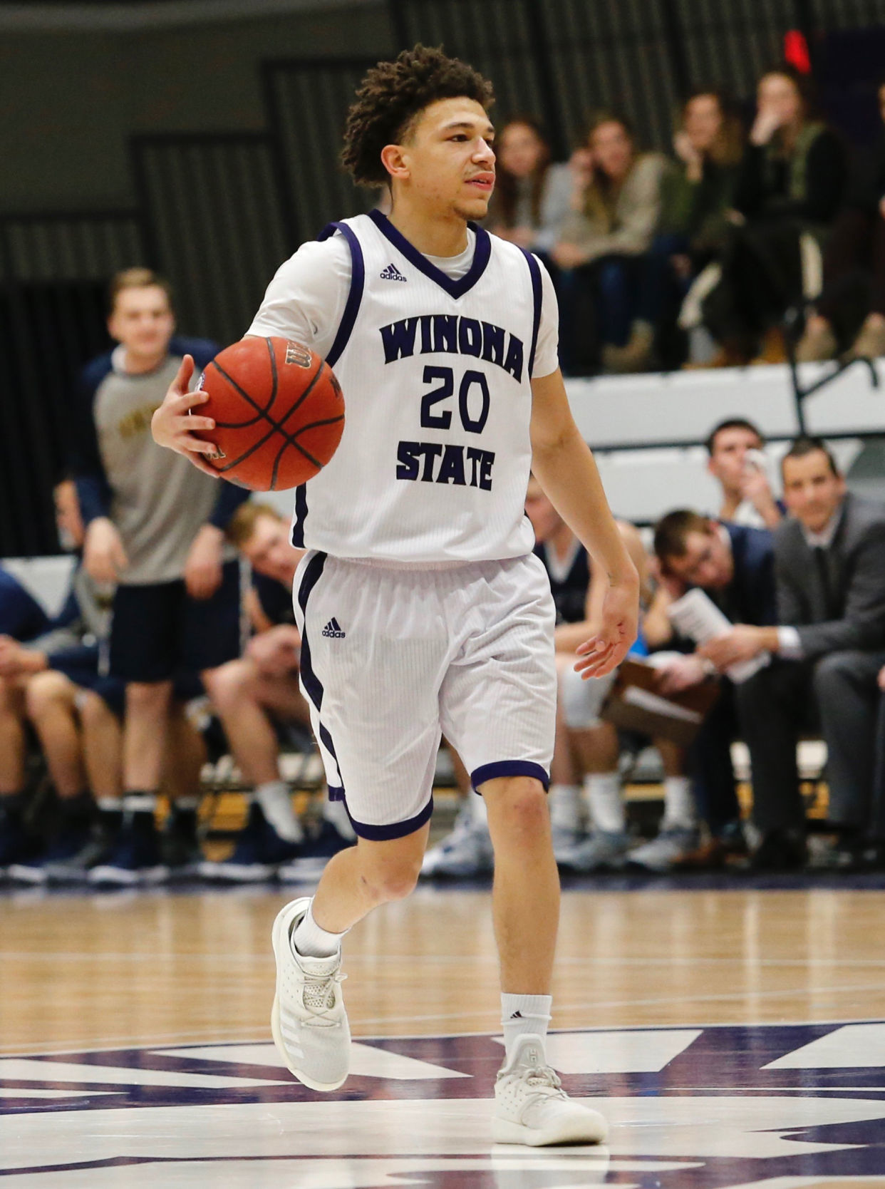 WSU MBB vs Augustana 9